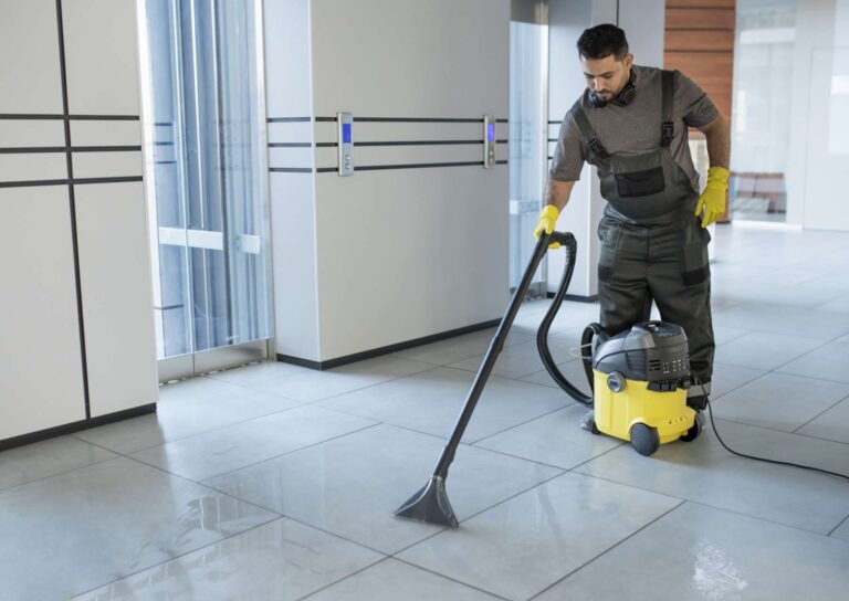 The DIFFERENCE Between Day Porter Services and Janitorial Services?